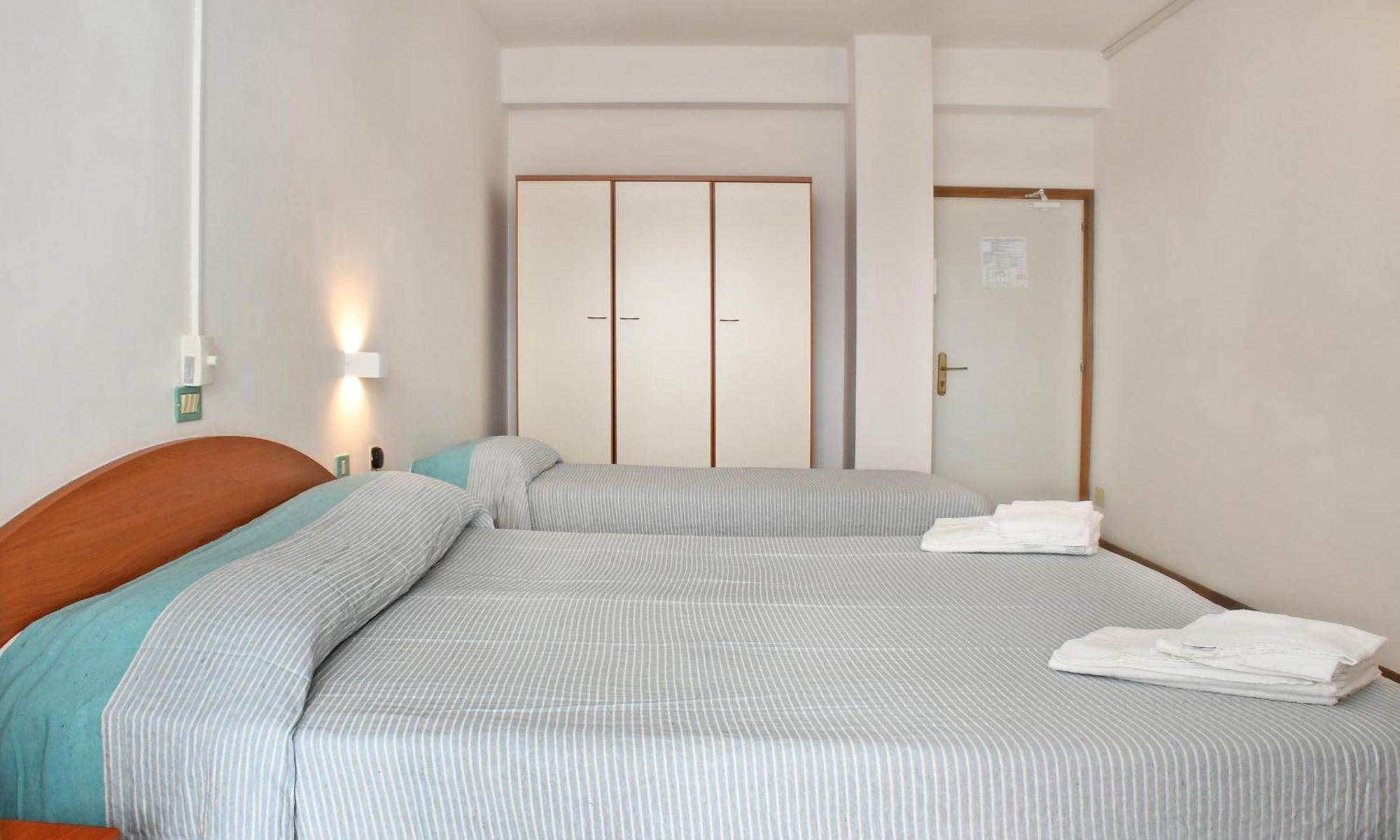 Hotel Exclusive In Pieno Centro - Nuova Gestione 2025 Riccione Kültér fotó