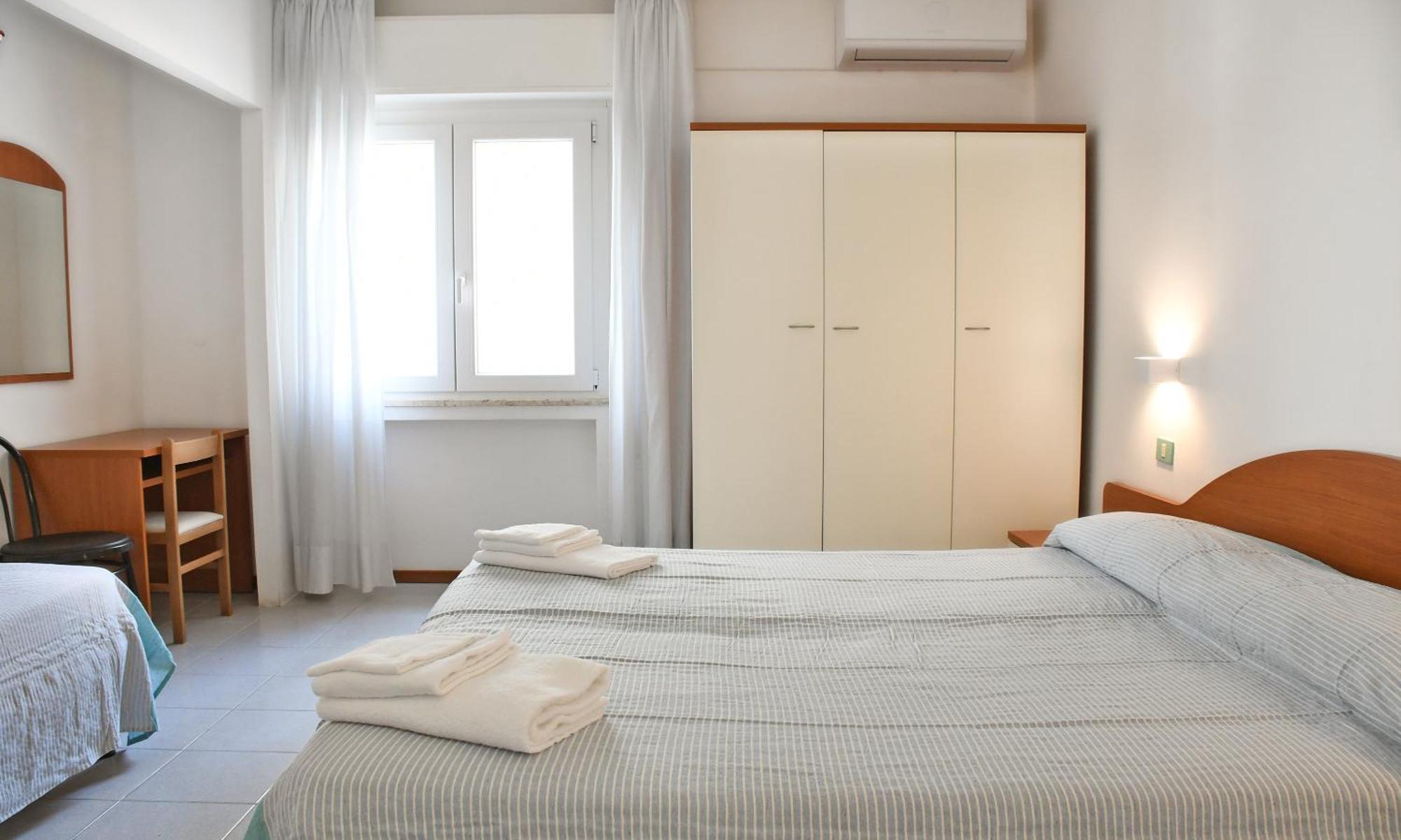 Hotel Exclusive In Pieno Centro - Nuova Gestione 2025 Riccione Kültér fotó