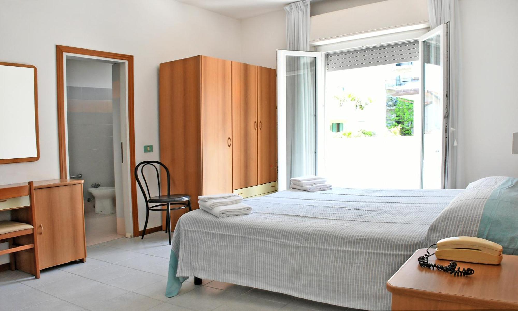 Hotel Exclusive In Pieno Centro - Nuova Gestione 2025 Riccione Kültér fotó